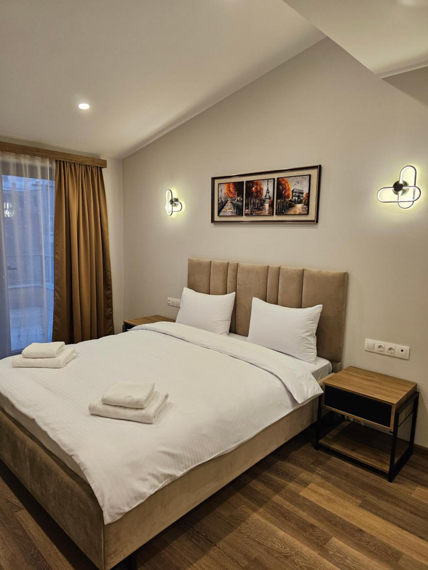 Hotel Avenue 30 Єреван Екстер'єр фото