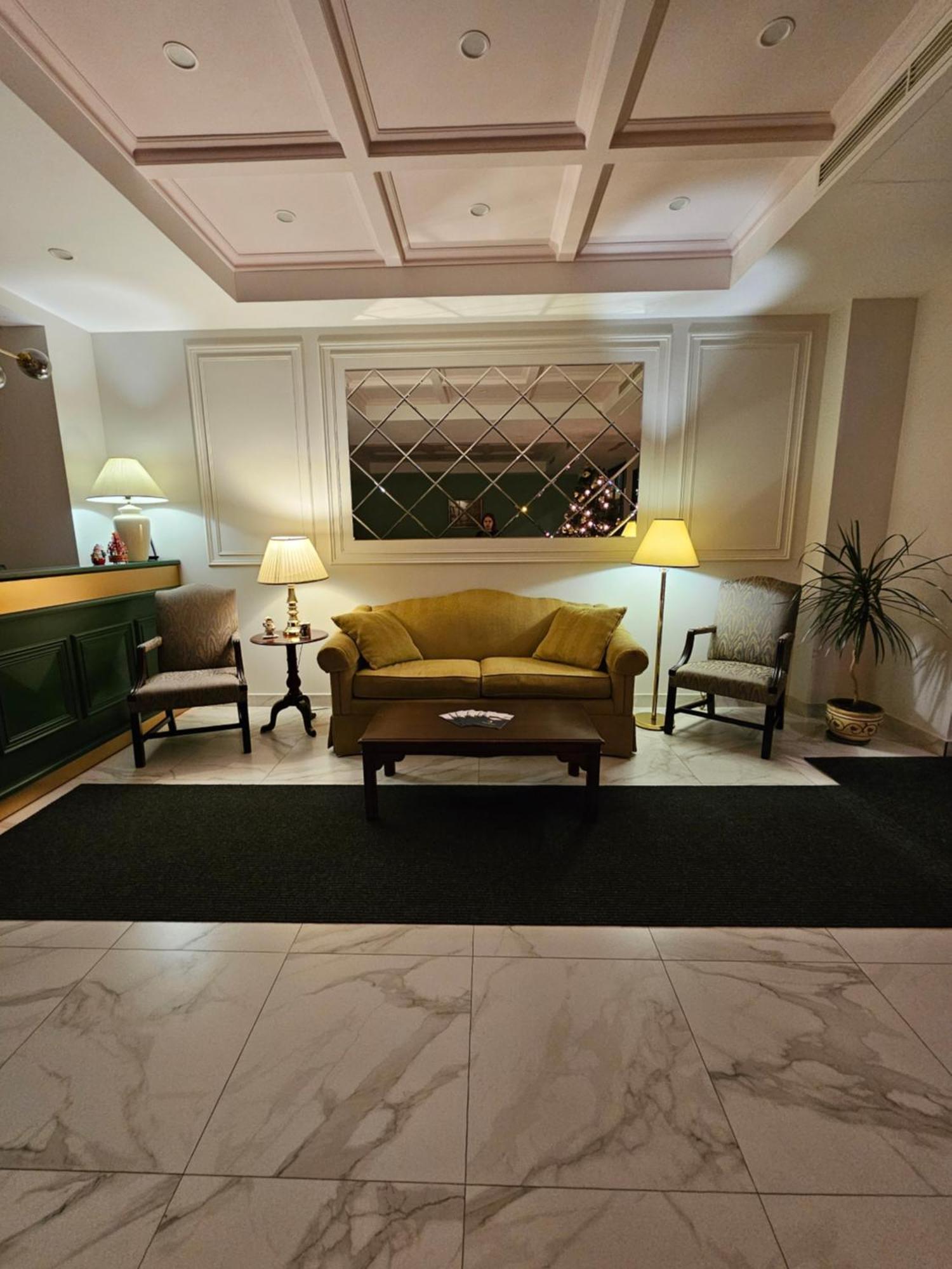 Hotel Avenue 30 Єреван Екстер'єр фото